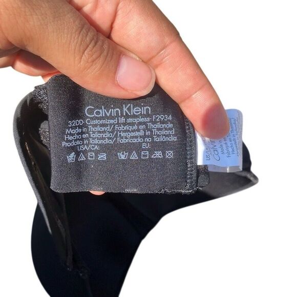 Calvin Klein black lace customized lift strapless size 32DD - Picture 3 of 3